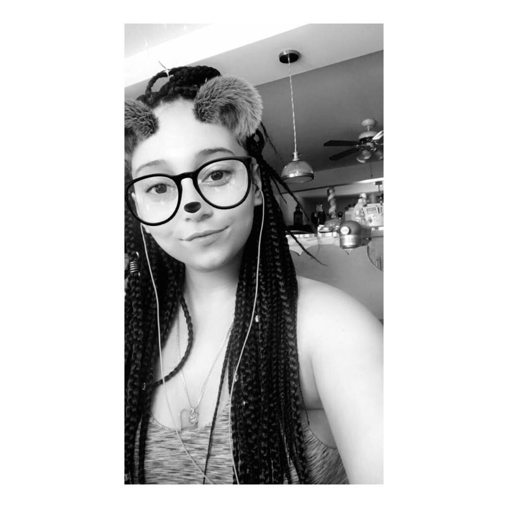 Meet your Posher, Alysha